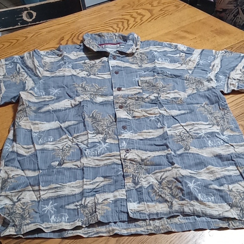 COLUMBIA Mens Shirt Top XL PREOWNED Used Short Sleeves Casual Resort Cruise